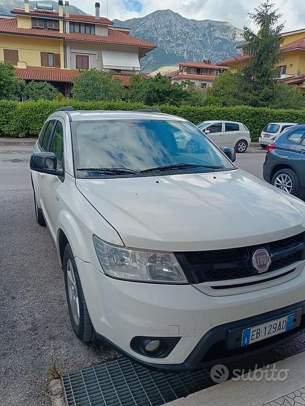 Usata Fiat Freemont 170 CV (125 kW) 2011 Bianco SUV
