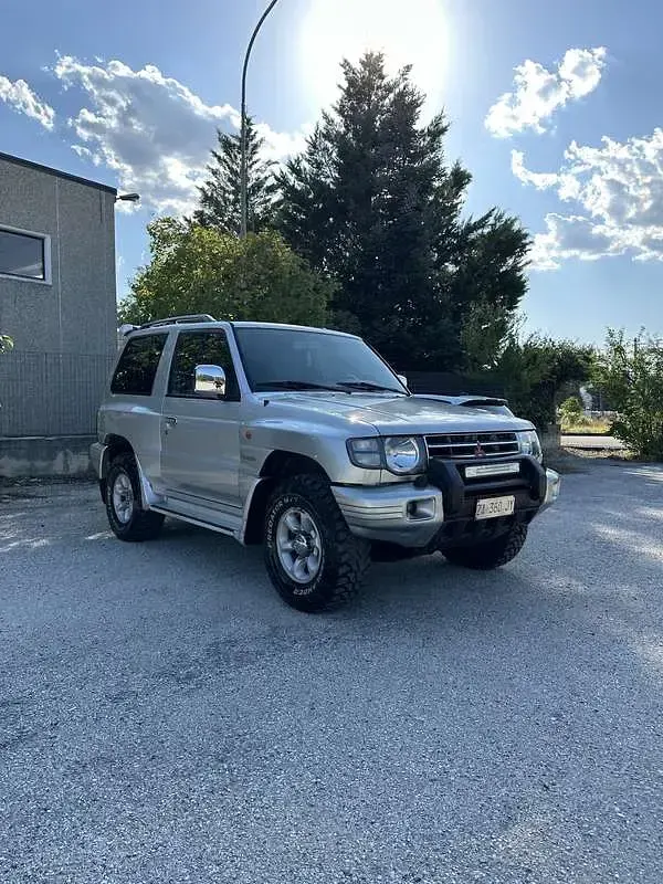 Usata Mitsubishi Pajero Top 99 CV (72 kW) 1999 SUV