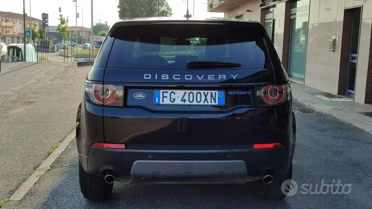 Usata Land Rover Discovery Sport HSE 150 CV (110 kW) 2016 Nero SUV