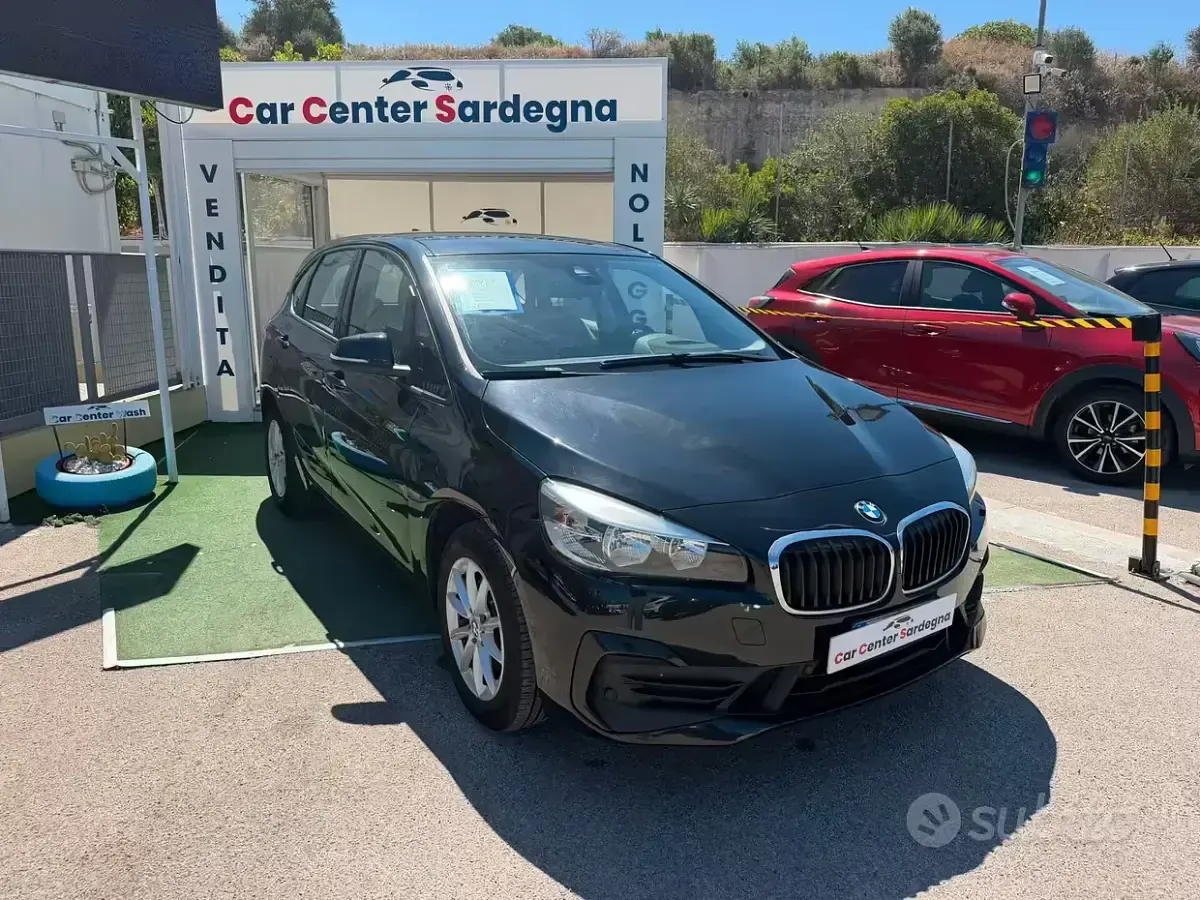 Usata BMW 218 Advantage 150 CV (110 kW) 2017 Nero Station wagon