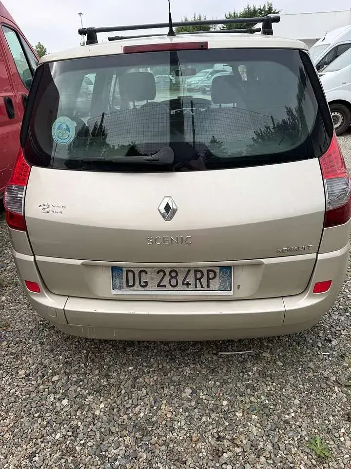 Usata Renault Scénic II Luxe 106 CV (77 kW) 2007 Grigio Monovolume