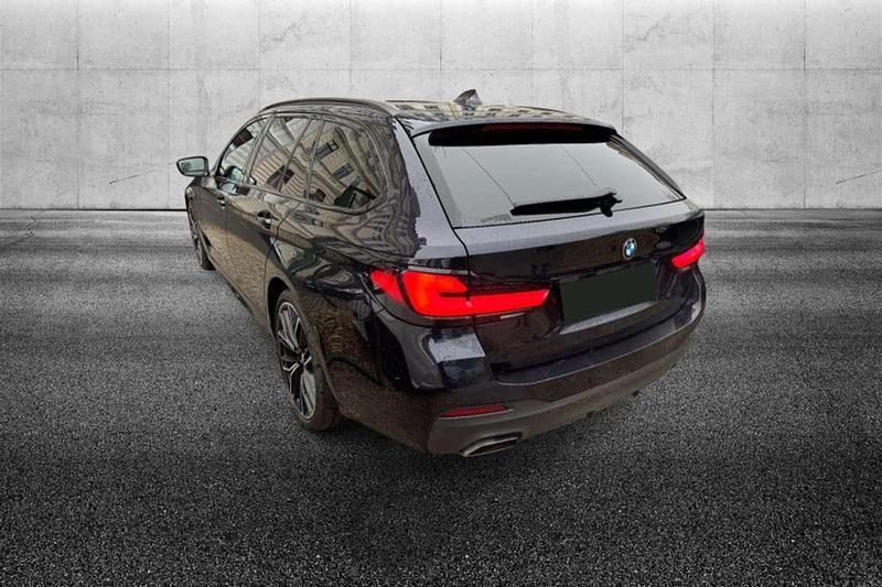 Usata BMW 530 M Sport 249 CV (183 kW) 2023 Nero Station wagon