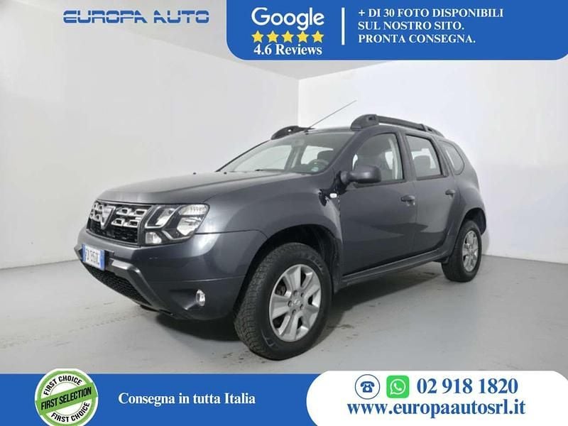 Usata Dacia Duster Lauréate 105 CV (77 kW) 2015 Grigio SUV