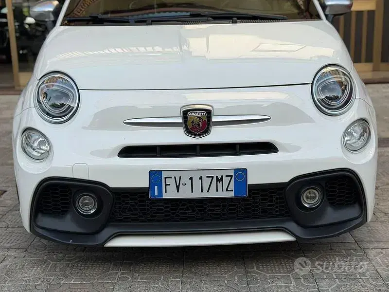 Usata Abarth 595 Turismo 165 CV (121 kW) 2019 Bianco Berlina