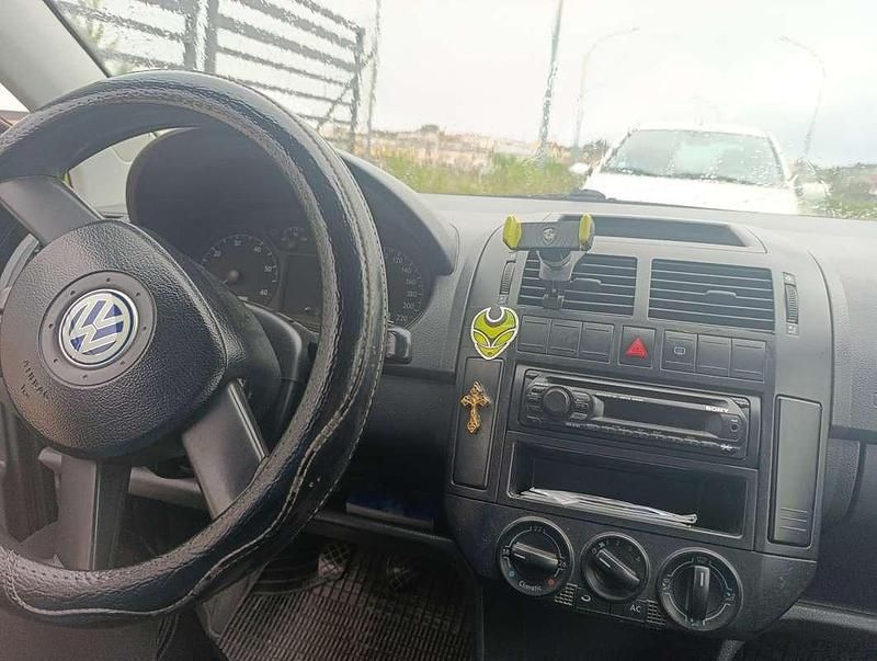 Usata VW Polo Comfortline 64 CV (47 kW) 2002 Berlina