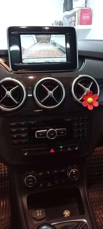 Usata Mercedes B200 Premium 136 CV (100 kW) 2013 Nero Monovolume
