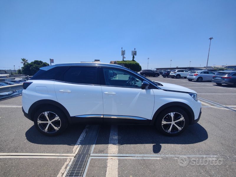 Usata Peugeot 3008 Allure 130 CV (95 kW) 2018 Bianco SUV