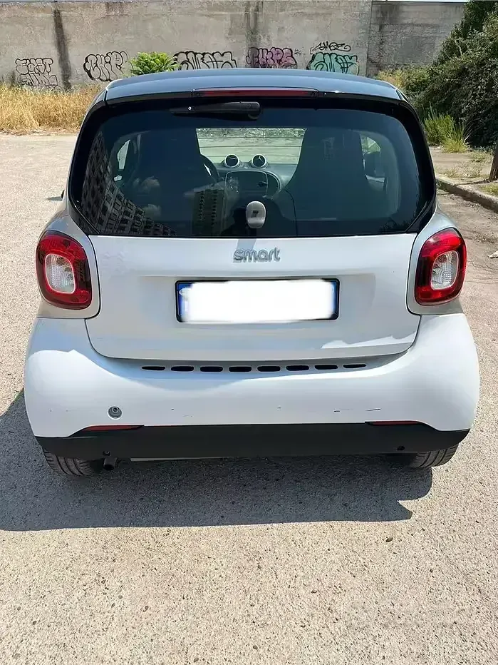 Usata Smart ForTwo Coupé 71 CV (52 kW) 2016 Bianco Coupé