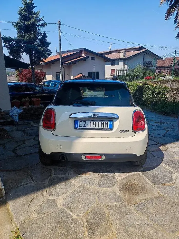 Usado Mini Cooper 136 HP (100 kW) 2015 Branco Citadino