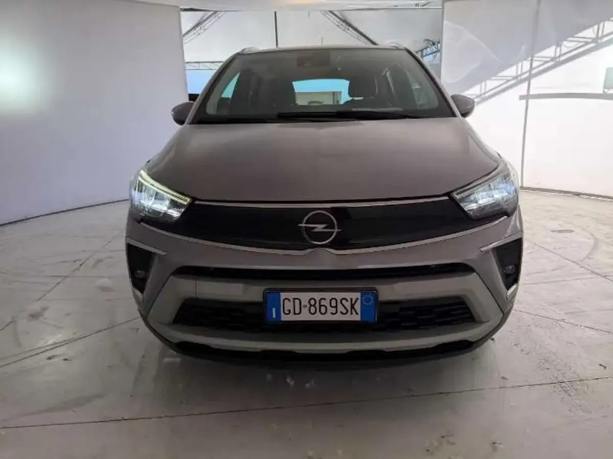 Usata Opel Crossland X Elegance 110 CV (80 kW) 2021 Grigio metallizzato chiaro SUV