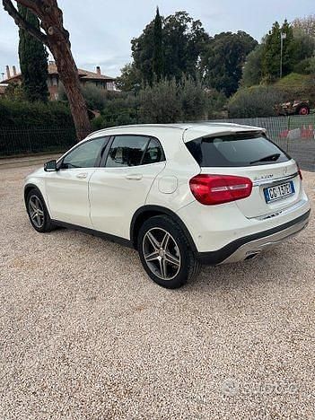 Usata Mercedes GLA220 AMG 170 CV (125 kW) 2014 Bianco SUV