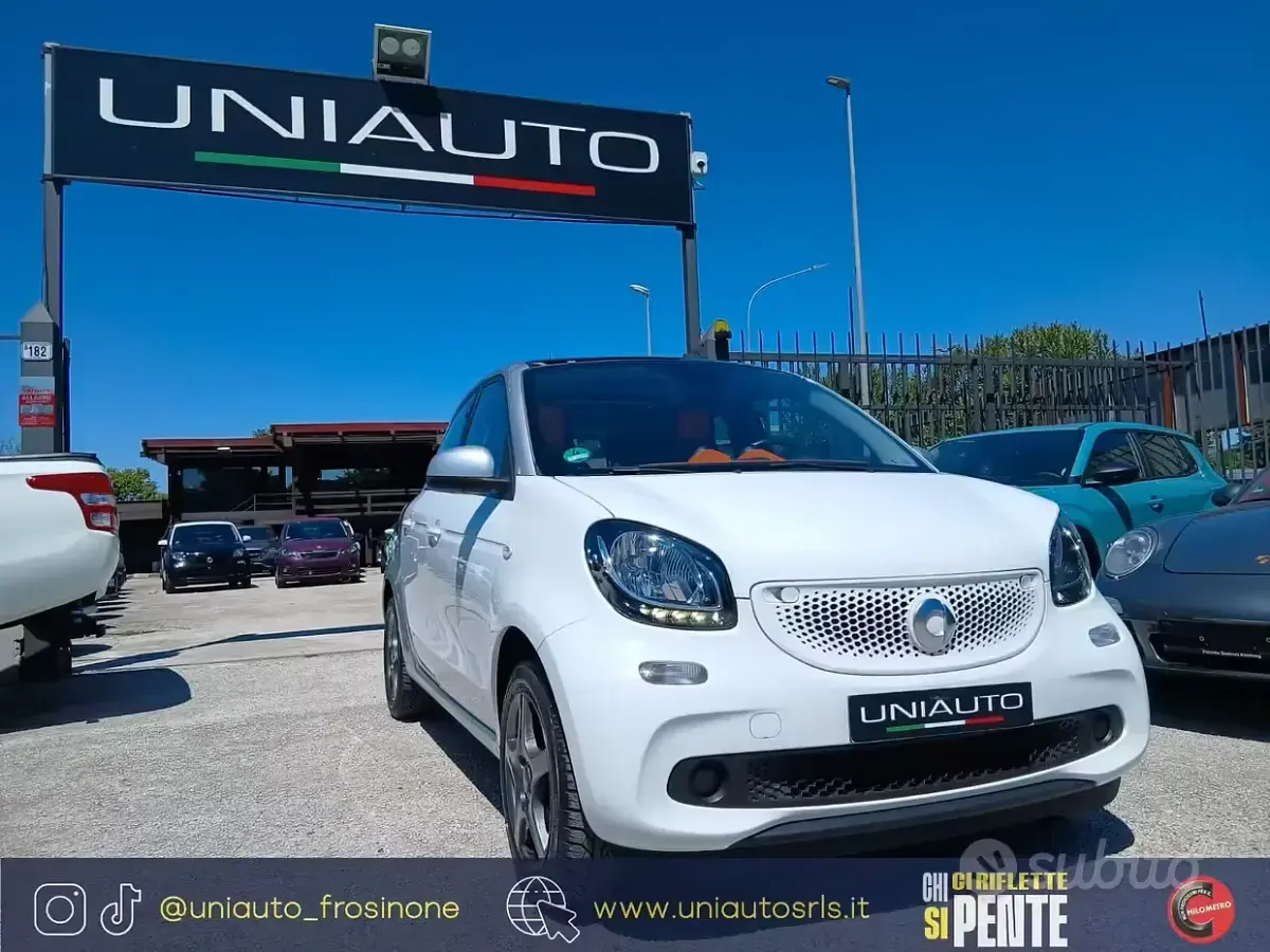 Usata Smart ForFour Passion 71 CV (52 kW) 2015 Bianco Utilitaria