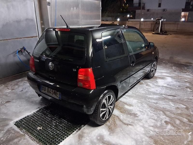 Usata VW Lupo 75 CV (55 kW) 2000 Nero Utilitaria