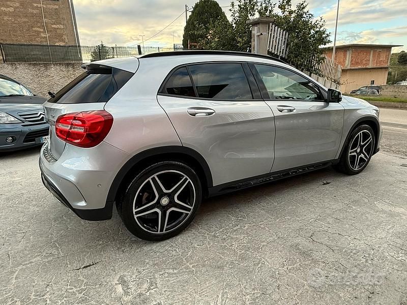 Usata Mercedes GLA220 Premium 170 CV (125 kW) 2016 SUV