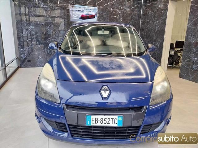 Blu Usata 2010 Renault Scénic III Dynamique Monovolume | 2200 € (Ottimo prezzo) - Immagine 1/3
