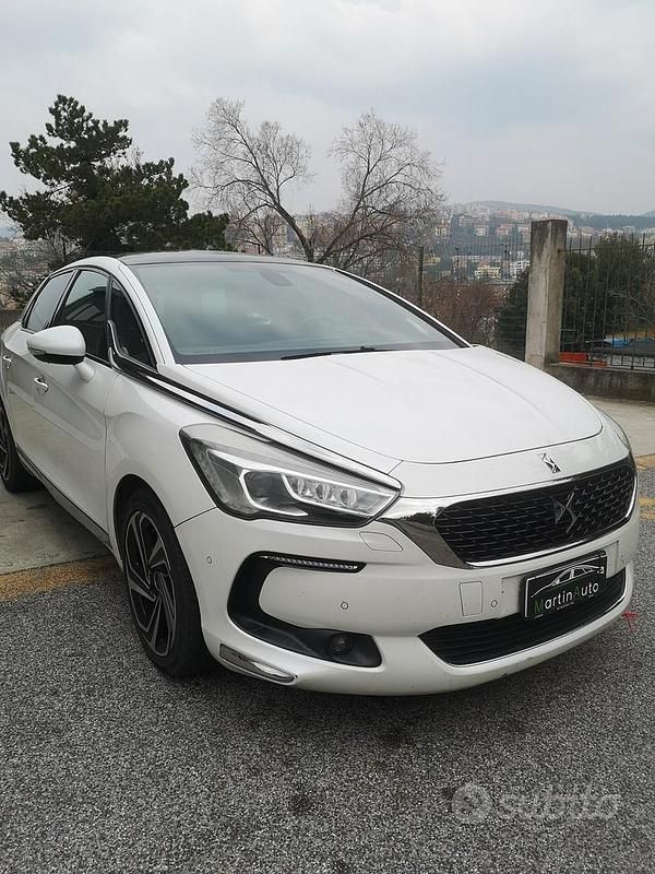 Usata DS Automobiles DS5 181 CV (133 kW) 2015 Bianco Utilitaria