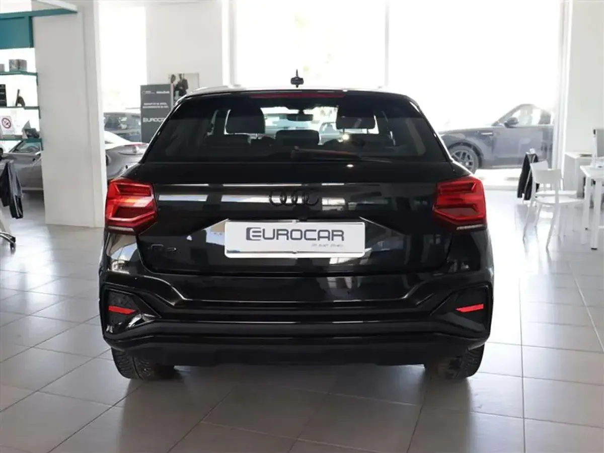 Usata Audi Q2 S-Line 116 CV (85 kW) 2022 Nero / black SUV