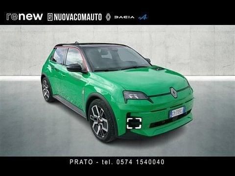 Begagnad Renault 5 E-Tech Komfort 110 kW (150 HK) 2025 Grön Halvkombi