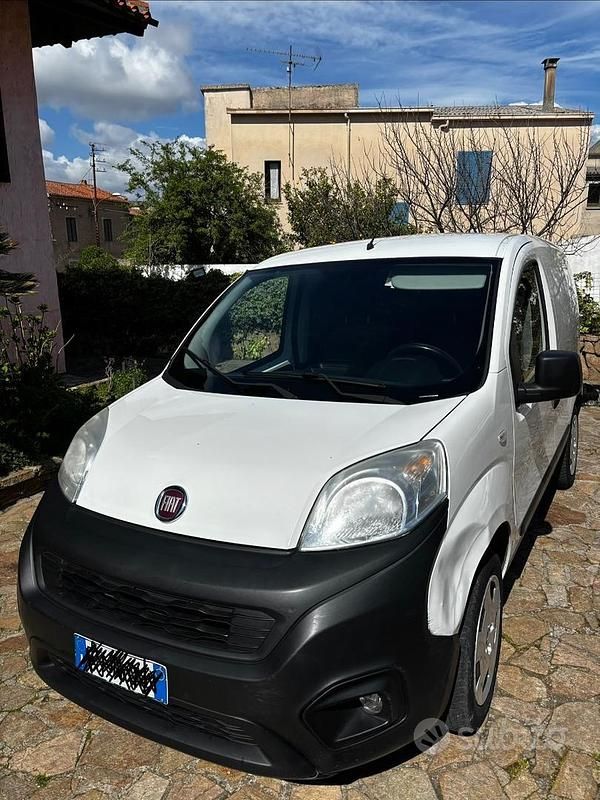Usata Fiat Fiorino 80 CV (58 kW) 2016 Bianco Monovolume
