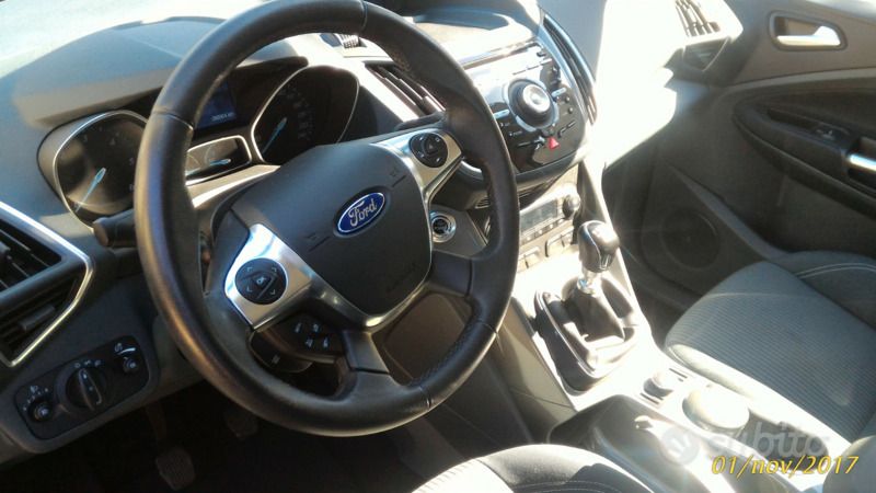 Grigio Usata 2013 Ford C-MAX Monovolume | 9000 € (Cara) - Immagine 1/4
