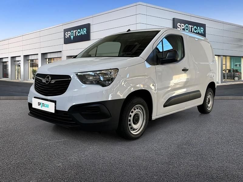 Usata Opel Combo Edition 100 CV (73 kW) 2024 Bianco Furgone