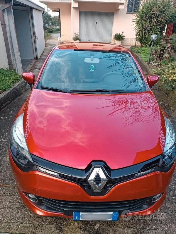 Usata Renault Clio IV 75 CV (55 kW) 2014 Rosso Berlina