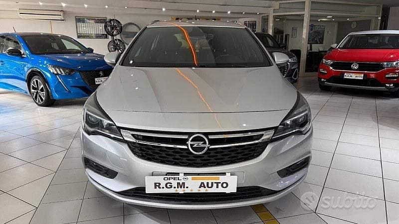 Usata Opel Astra 110 CV (80 kW) 2017 Nero Station wagon