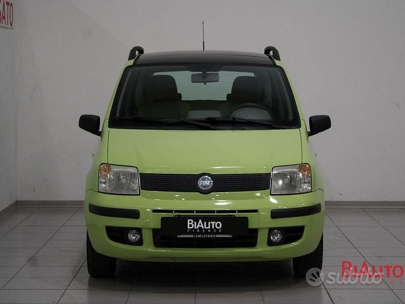 Usata Fiat Panda Emotion 74 CV (54 kW) 2006 Berlina