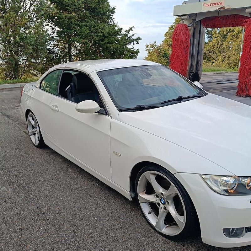 Usata BMW 320 Cabriolet 176 CV (129 kW) 2008 Bianco Cabrio