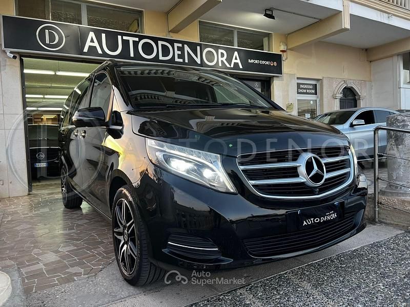 Usata Mercedes V250 Exclusive 190 CV (139 kW) 2019 Nero Monovolume
