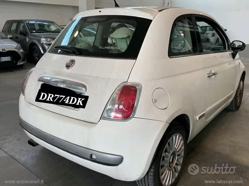 Usata Fiat 500 Lounge 75 CV (55 kW) 2008 Bianco Utilitaria