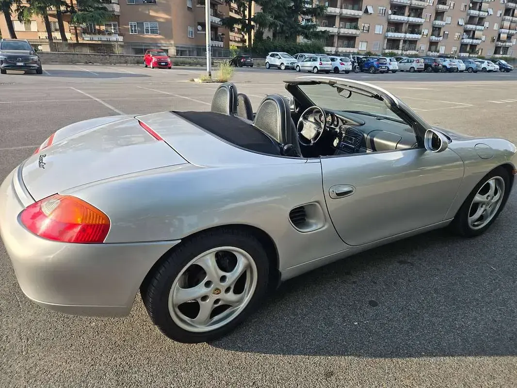 Usata Porsche Boxster 204 CV (150 kW) 1999 Argento Cabrio
