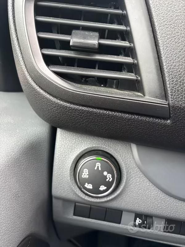 Usata Citroën Jumpy 120 CV (88 kW) 2022 Nero Monovolume