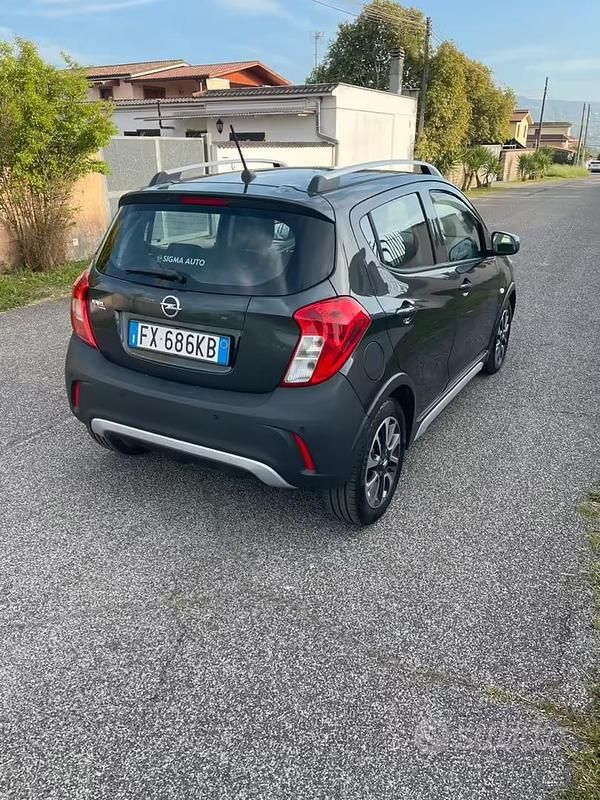 Usata Opel Karl Rocks S 75 CV (55 kW) 2019 Grigio Utilitaria