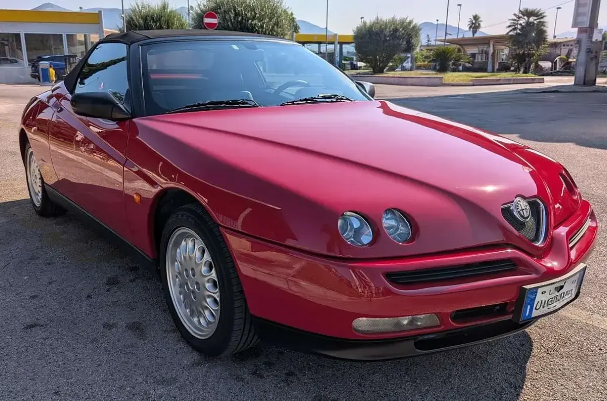 Usata Alfa Romeo Spider Lusso 192 CV (141 kW) 1996 Rosso Cabrio