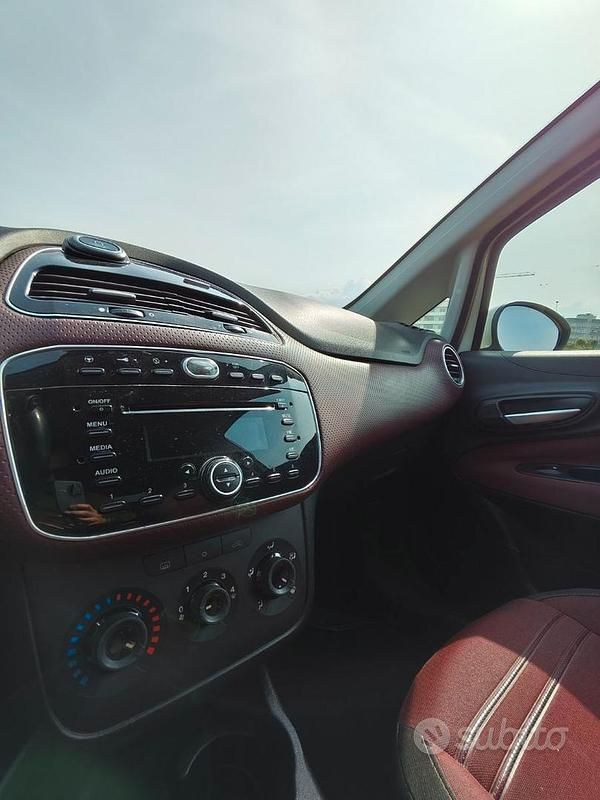 Usata Fiat Punto Evo 2011 Bianco Utilitaria