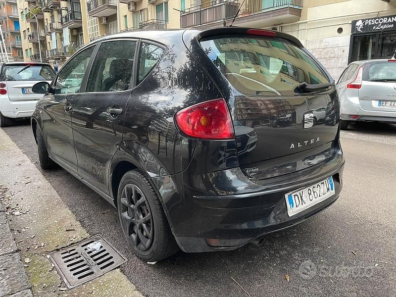 Usata Seat Altea 2007 Nero Monovolume