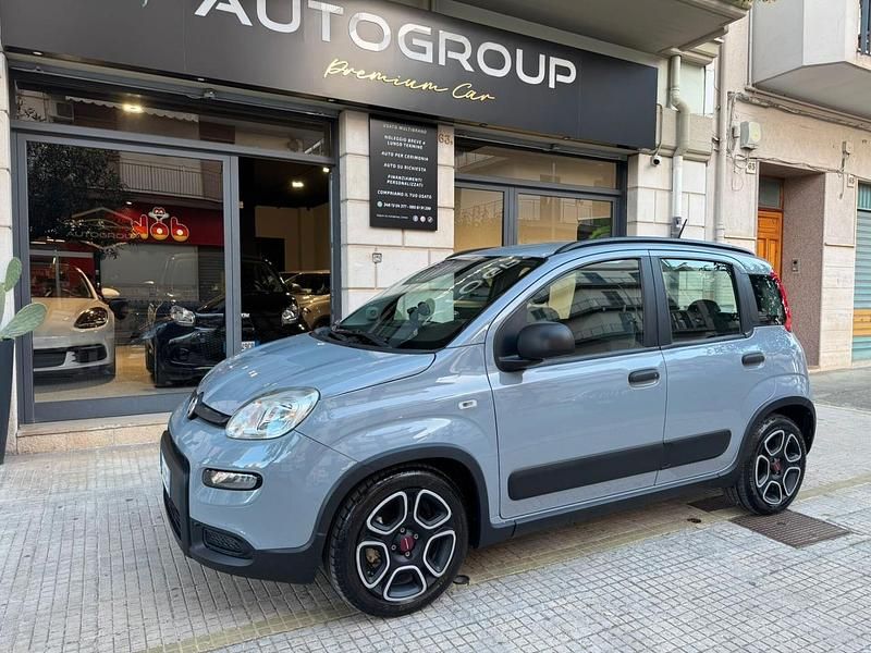 Usata Fiat Panda Cross Cross 70 CV (51 kW) 2022 Grigio Utilitaria