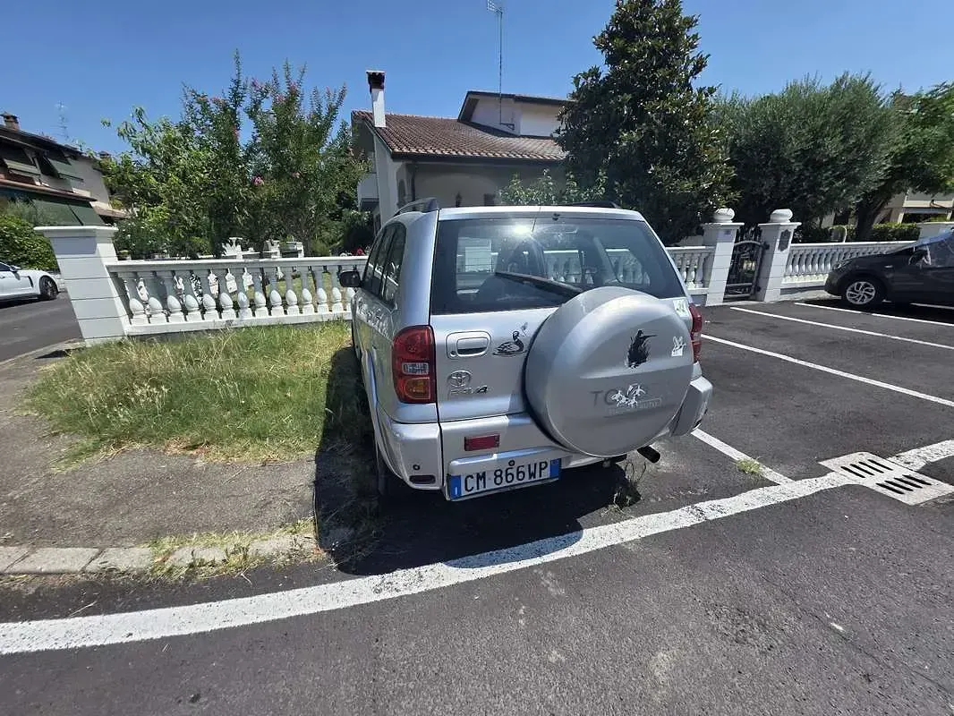 Usata Toyota RAV4 Sol 116 CV (85 kW) 2004 SUV
