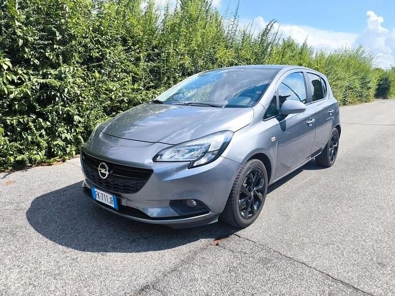 Grigio Usata 2017 Opel Corsa Due volumi | 4700 € (Super prezzo) - Immagine 1/4