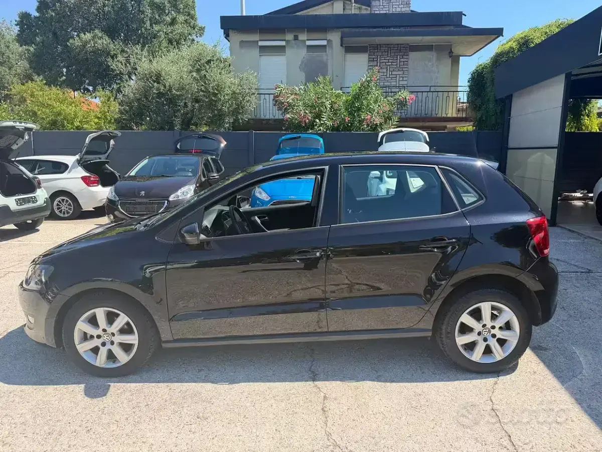 Usata VW Polo Trendline 60 CV (44 kW) 2010 Nero Utilitaria