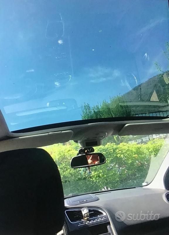 Usata Peugeot 5008 Allure 111 CV (81 kW) 2012 Nero Monovolume