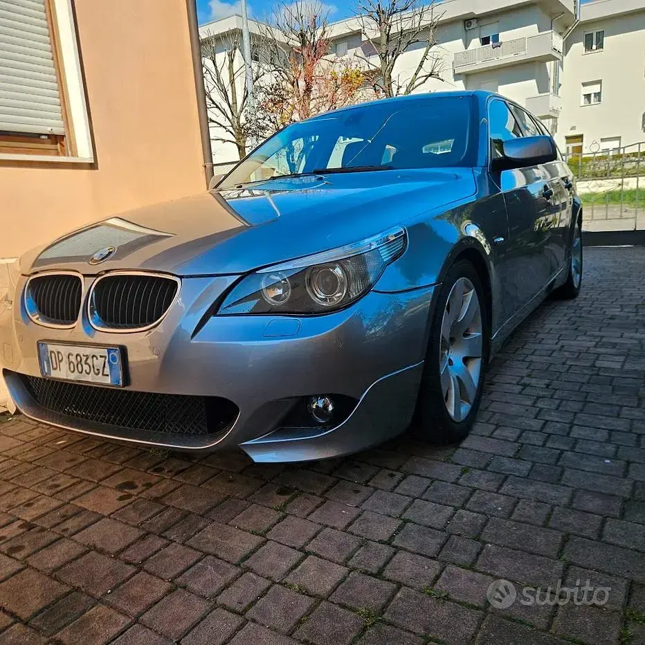 Usata BMW 530 Efficient Dynamics 231 CV (169 kW) 2005 Station wagon