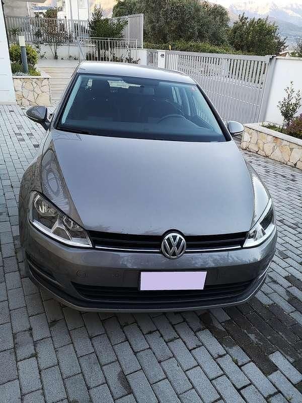 Grigio Usata 2016 VW Golf Trendline Berlina | 9900 € (Super prezzo) - Immagine 1/4