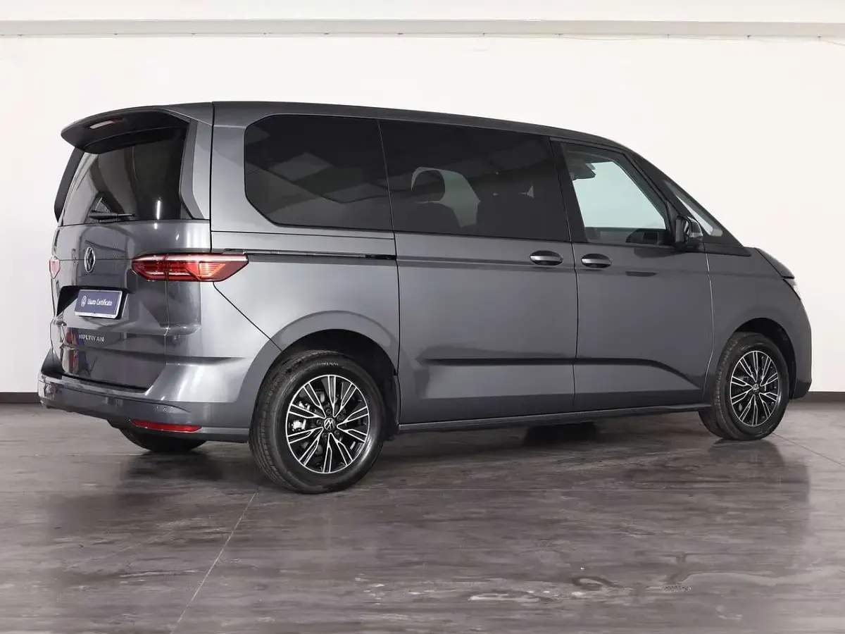 Usado VW T7 150 CV (110 kW) 2025 Gris Van