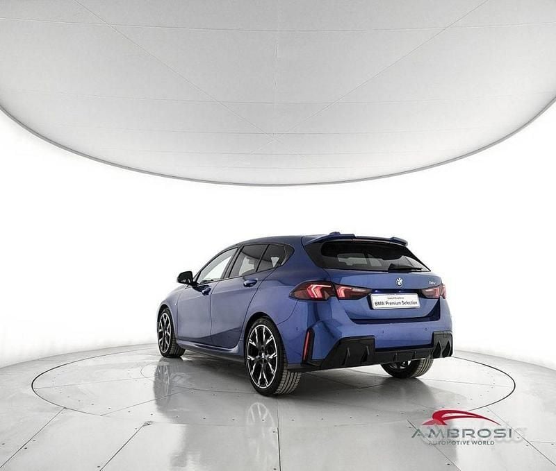 Usata BMW 118 M Sport 150 CV (110 kW) 2025 Blu Utilitaria