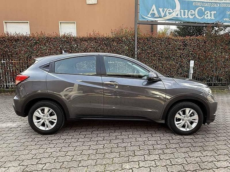 Usata Honda HR-V Elegance 131 CV (96 kW) 2017 Grigio / metallizzato SUV