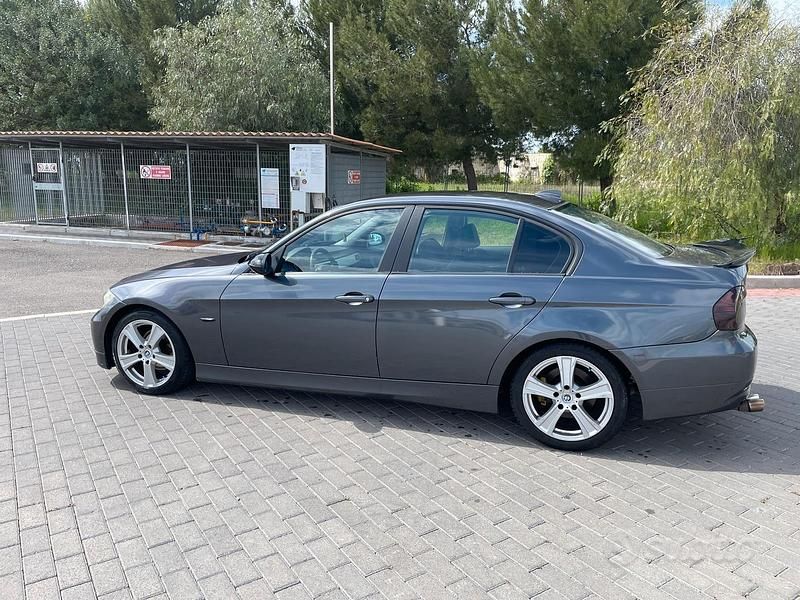 Usata BMW 320 177 CV (130 kW) 2007 Berlina