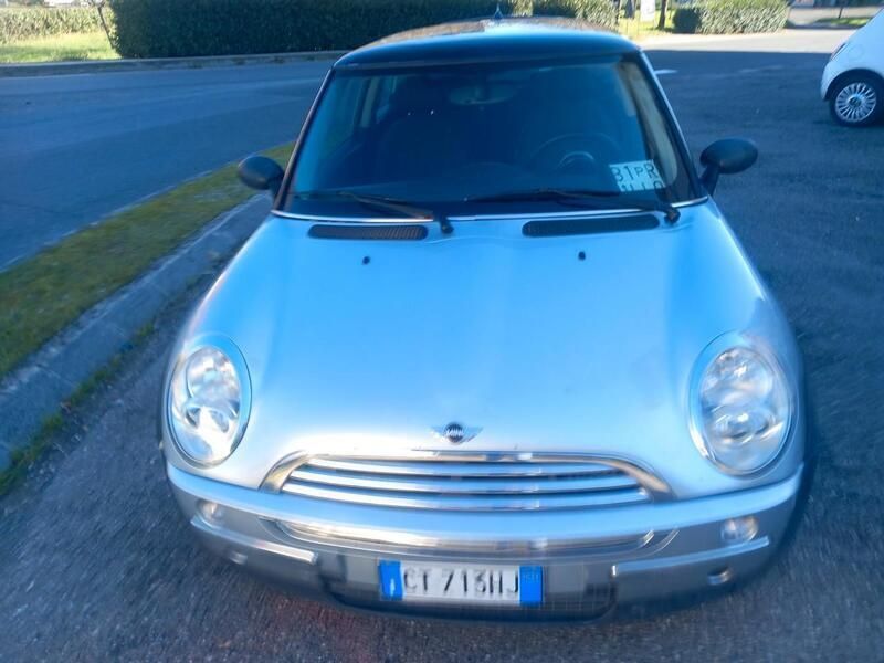 Argento Usata 2005 Mini One D Due volumi | 2900 € (Cara) - Immagine 1/4