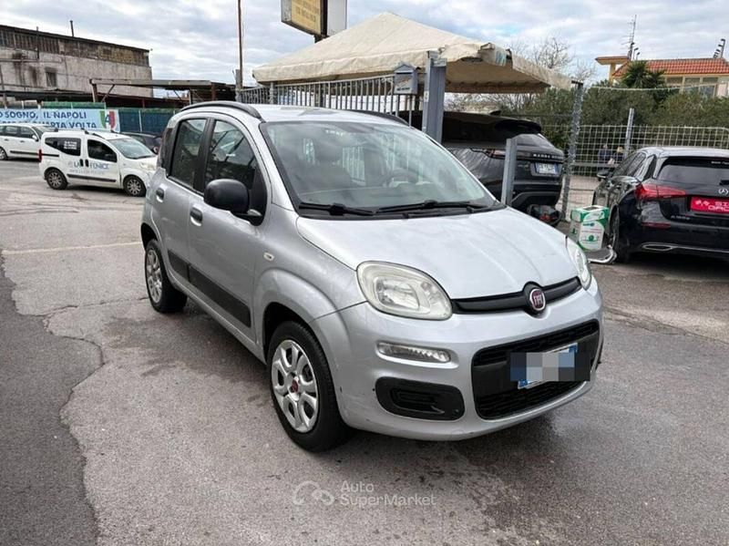 Usata Fiat Panda Easy 80 CV (58 kW) 2013 Argento Berlina